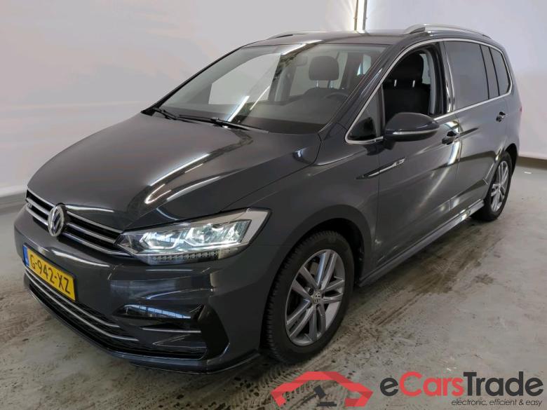 Volkswagen Touran '15 Volkswagen Touran 1.5 TSI 110kW Highline Busines R 5d #1