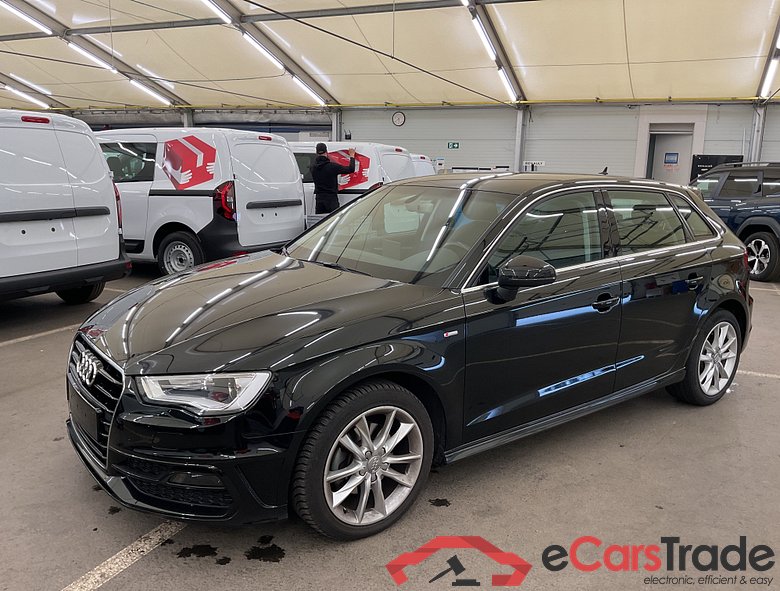 AUDI A3 Sportback Audi A3 Sportback Attraction 1.2 TFSI  81(110) kW(ch) 6 vitesses