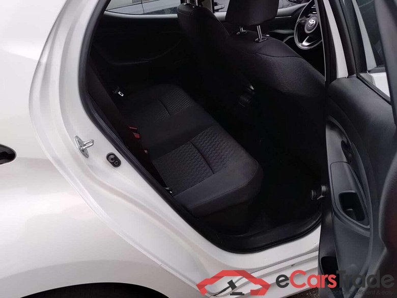 TOYOTA YARIS 1.5 Hybrid Active #5
