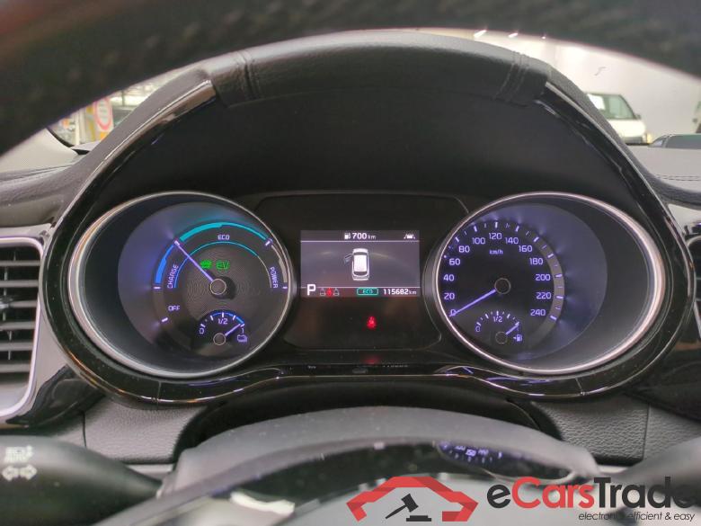 Kia 1.6 GDI ISG PHEV ACTIVE SW DCT7 KIA ceed / 2018 / 5P / Break 1.6 GDI ISG PHEV ACTIVE SW DCT7 #6