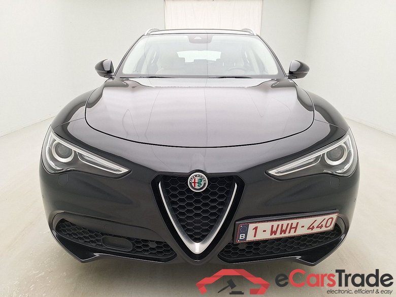 Alfa Romeo, Stelvio '17, Alfa Romeo Stelvio 2.2 D 190 Lusso 5d