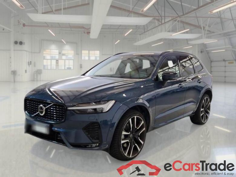 Volvo 57 VOLVO XC60 / 2021 / 5P / SUV B4 D AWD AUTOMATICO ULTIMATE DARK #1