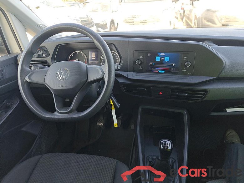 Volkswagen Cargo 2.0 TDI 55kW (75CV) VOLKSWAGEN Caddy / 2020 / 4P / furgón derivado de turismo Cargo 2.0 TDI 55kW (75CV) #3