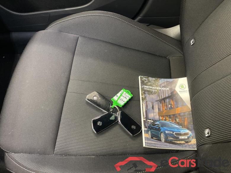 Skoda Octavia Combi '20 Škoda Octavia Combi 1.5 TSI e-TEC MHEV DSG Business Edition 5d #4