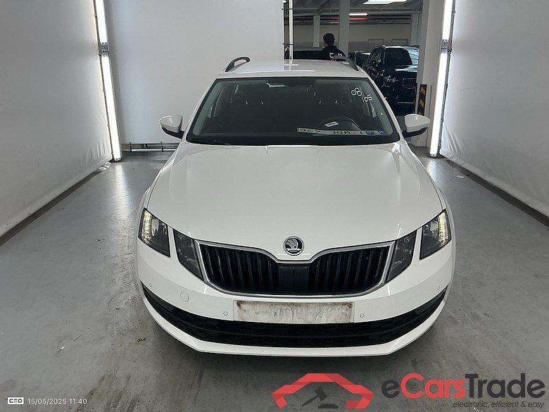 SKODA OCTAVIA COMBI - 2017 1.5 TGI G-TEC Ambition DSG Ambition Confort GPS CNG