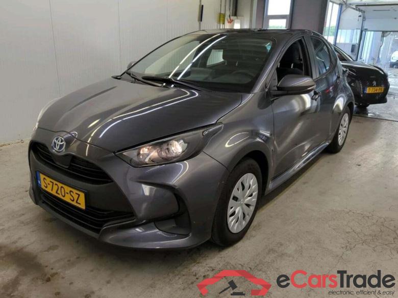 TOYOTA Yaris 1.5 Hyb. Active #1