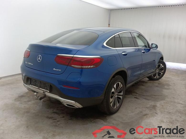 Mercedes-Benz GLC Coupé GLC 300 de Business Solution 4MATIC 5d #4