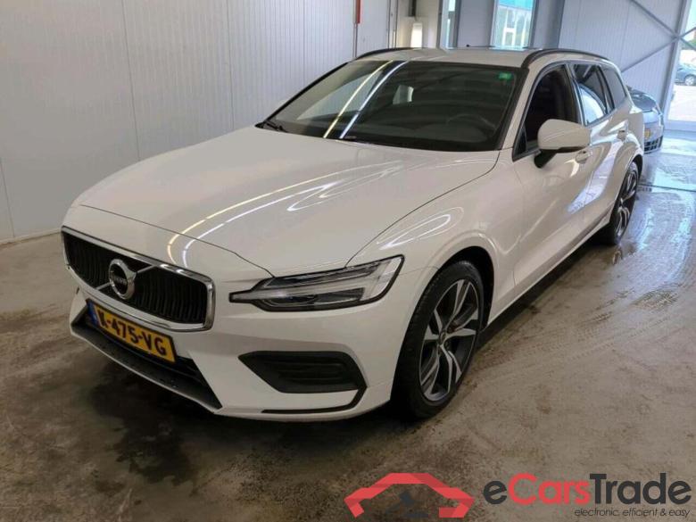 VOLVO V60 2.0 B3 Mom. Adv. #1
