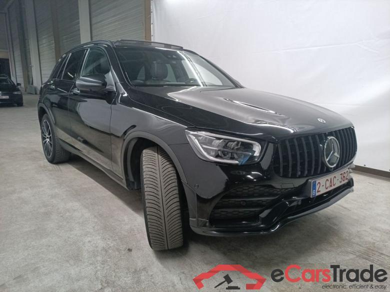 Mercedes-Benz GLC GLC 300 de 4MATIC 5d #2