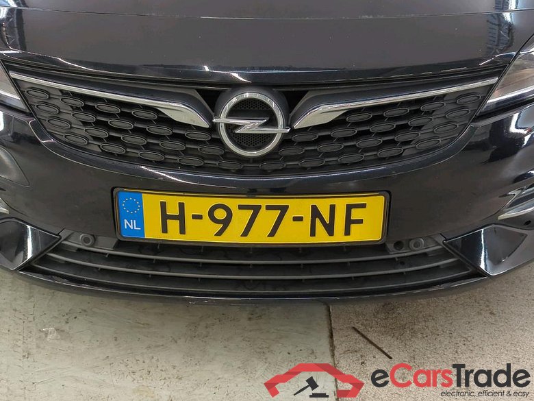 Opel Astra Sports Tourer 1.2 turbo 96kW Business Edition 5d #5
