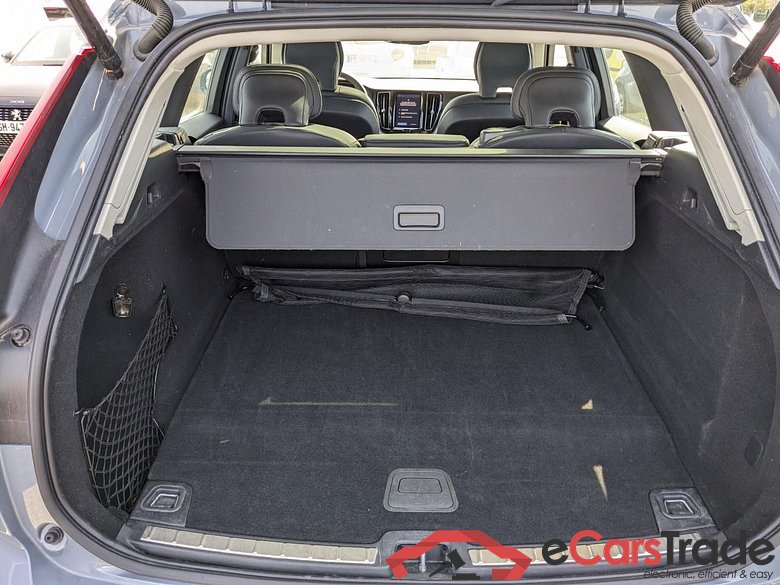 XC60 T8 455 PHEV AWD BA ULTIMATE CHROME #5