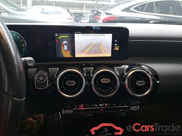 Mercedes A 250e Plug-In Hybrid Aut. LED-Xenon Widescreen Navi 1/2 Sport-Leather KeylessGo Camera Klima PDC ... #6 Mercedes A 250e Plug-In Hybrid Aut. LED-Xenon Widescreen Navi 1/2 Sport-Leather KeylessGo Camera Klima PDC ... #6