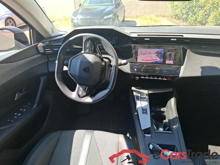 Peugeot 308 SW 1.2 PureTech Allure Aut. I-Cockpit Navi 1/2 Leather KeylessGo Camera Klima PDC ... #5 Peugeot 308 SW 1.2 PureTech Allure Aut. I-Cockpit Navi 1/2 Leather KeylessGo Camera Klima PDC ... #5