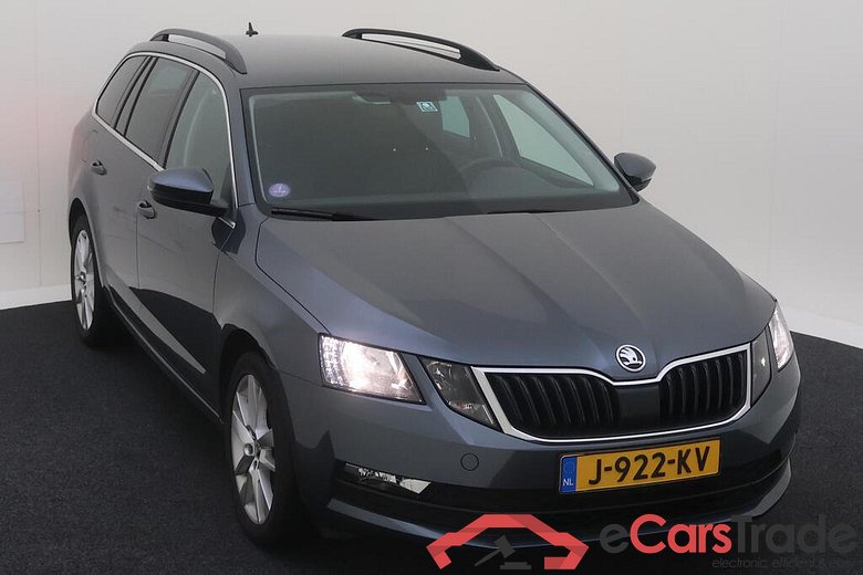 SKODA Octavia Combi 85 kW #4