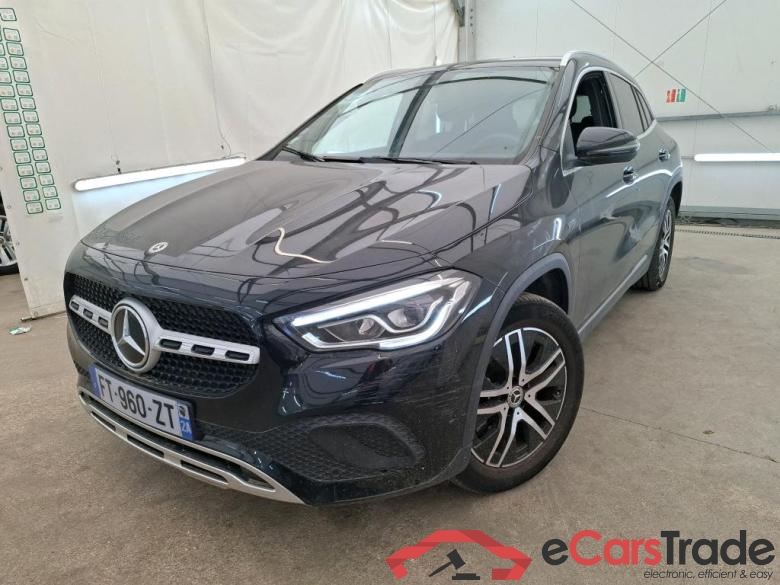 MERCEDES BENZ GLA  2020  5P  SUV 1 3 GLA 250 e BUSINESS LINE DCT MERCEDES BENZ GLA  2020  5P  SUV 1 3 GLA 250 e BUSINESS LINE DCT