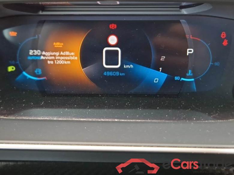 PEUGEOT 2008 / 2019 / 5P / CROSSOVER BLUEHDI 130 EAT8 ALLURE PACK S/S AUT. #4 PEUGEOT 2008 / 2019 / 5P / CROSSOVER BLUEHDI 130 EAT8 ALLURE PACK S/S AUT. #4
