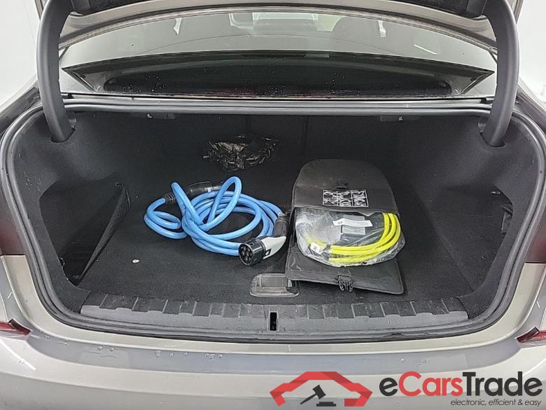 BMW 3 Serie Sedan 330e 4D 215kW #5