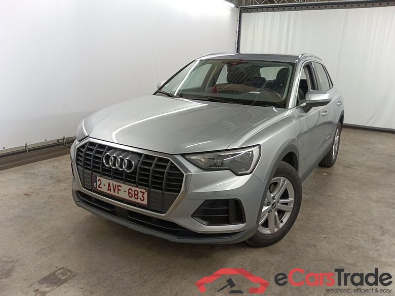 Audi Q3 35 TDI S Tronic Business Edition 5d #1