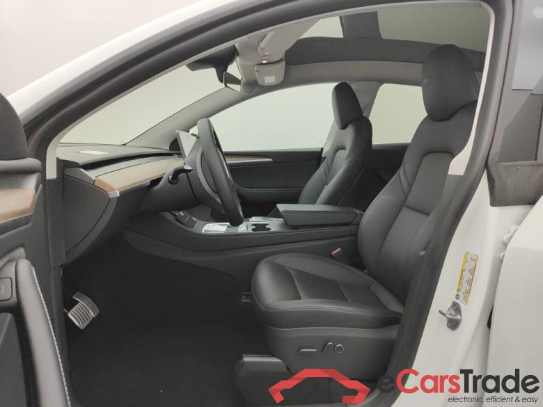 Tesla Model Y Performance Dual Motor AWD 5d #3