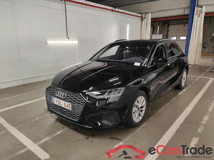 Audi A3 Sportback A3 Sportback 1.4 40 TFSI e Attraction (PHEV) 150kW/204pk  5D/P Auto-6 - CO2 onvolledig #1