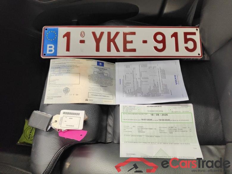 Volvo XC60 D4 120kW Geartronic Inscription 5d #4