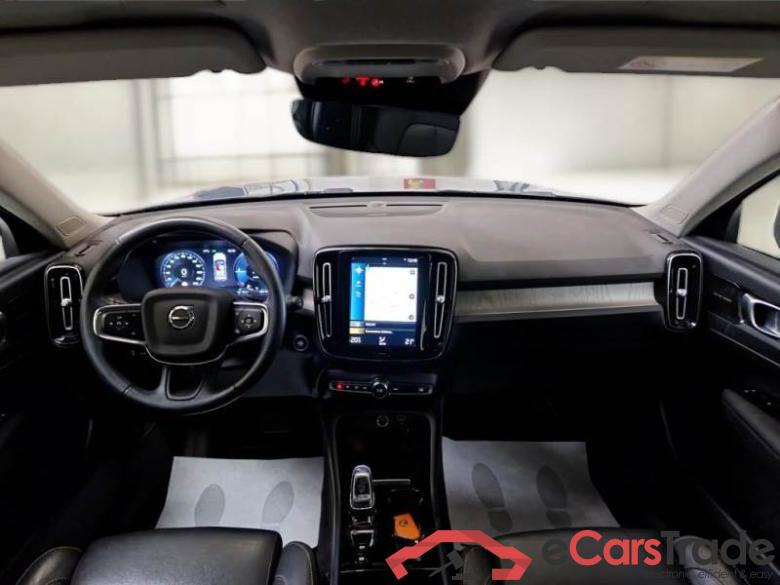 VOLVO XC40 / 2017 / 5P / SUV T5 PLUG-IN HYBRID AUTO RECHARGE INSCR. #3