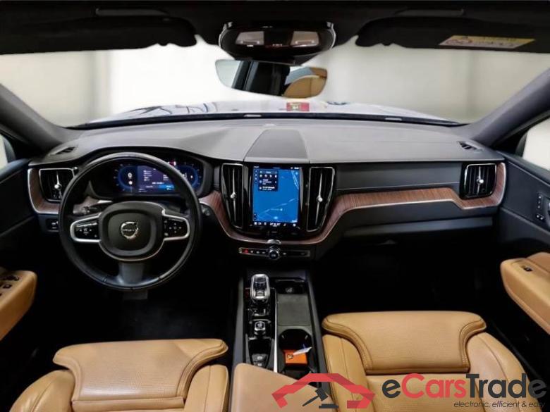 VOLVO XC60 / 2021 / 5P / SUV B5 D AWD AUTOMATICO INSCRIPTION #3