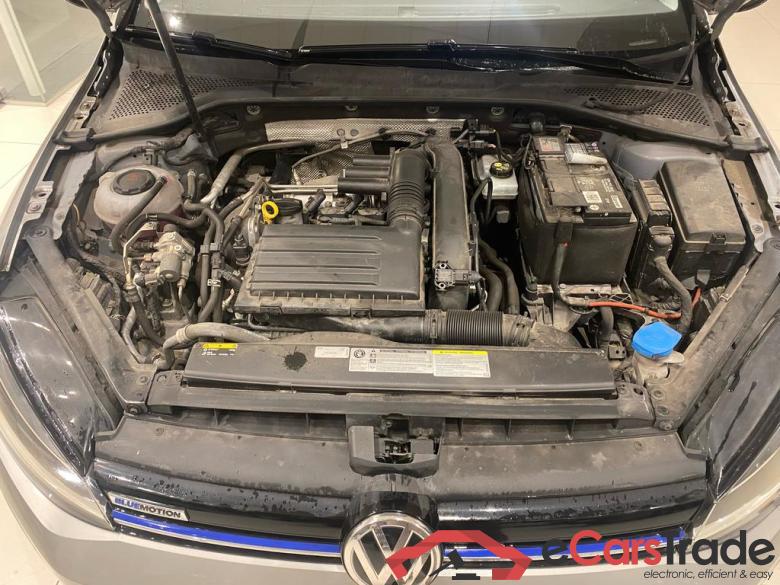 VOLKSWAGEN Golf VII CNG Golf HL 1.4 TGI BlueMotion 81 kW (110 ch) 6 vitesses manuel #3