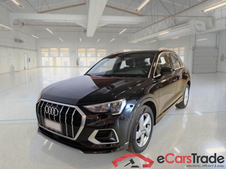 AUDI Q3 / 2018 / 5P / SUV 35 TDI S TRONIC BUSINESS ADVANCED #1