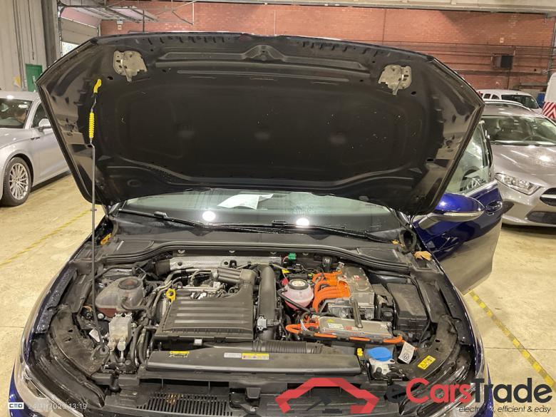 VOLKSWAGEN GOLF VIII 1.4 EHYBRID STYLE DSG #6