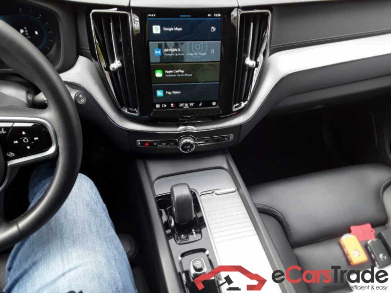 Volvo XC60 (03.2017->) DE - SUV5 B5 (Benzin) AWD EU6d, Ultimate Dark Mild-Hybrid (EURO 6d), (Facelift) #3