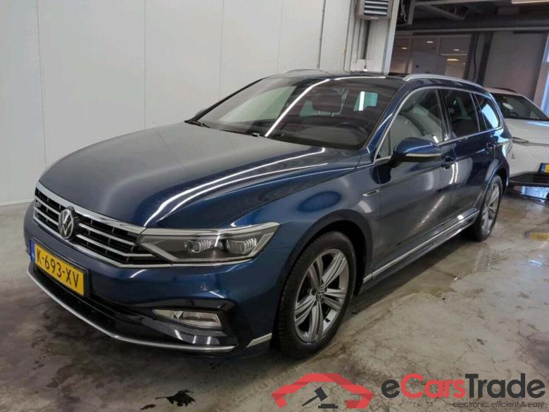 VOLKSWAGEN Passat Variant 1.5 TSI R-Line Bns+ #1