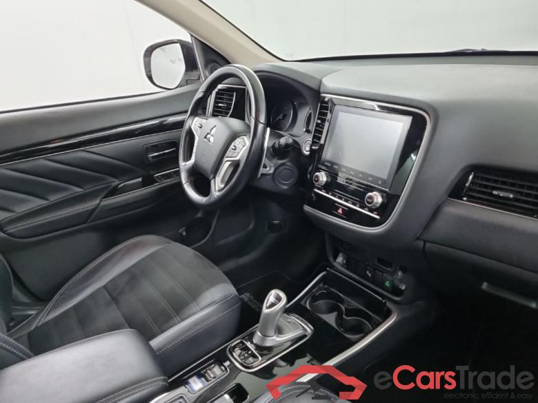 MITSUBISHI Outlander PHEV Intense 5D 165kW #6