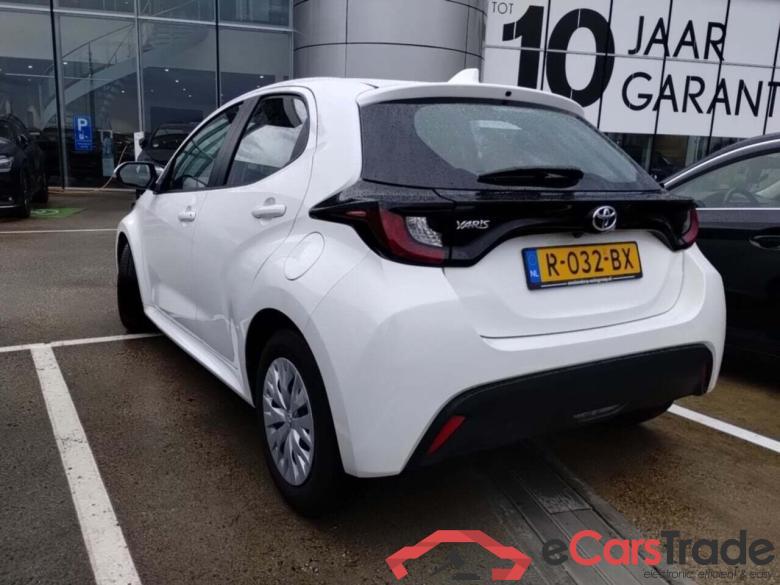 TOYOTA YARIS 1.0 VVT-i Active #3