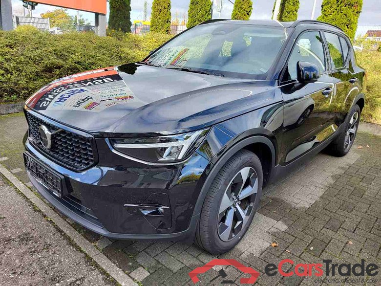 Volvo XC40 (2017->) DE - SUV5 B4 2WD EU6d, Plus Dark (EURO 6d), (Facelift) 2022 - 2024