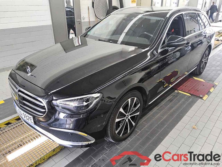 Mercedes-Benz E T-Modell (BM 213)(06.2016->) DE - Kb5 E 300 de EU6d, T de Exclusive (EURO 6d), (Facelift) 2020 - 2023 #1