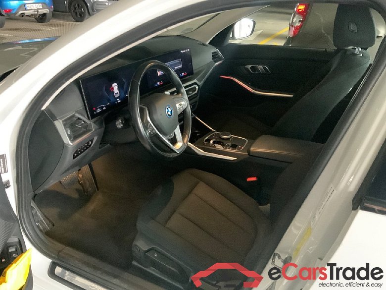 Baureihe 3 Touring 330 e 2.0 215KW AT8 E6d #4