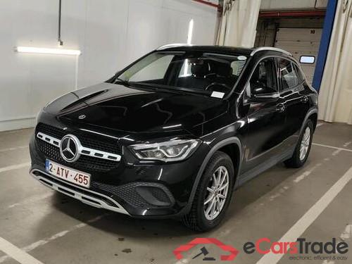 Mercedes GLA 180d Aut. Pano LED-Xenon Widescreen Navi 1/2 Leather KeylessGo Camera Klima PDC ... #1