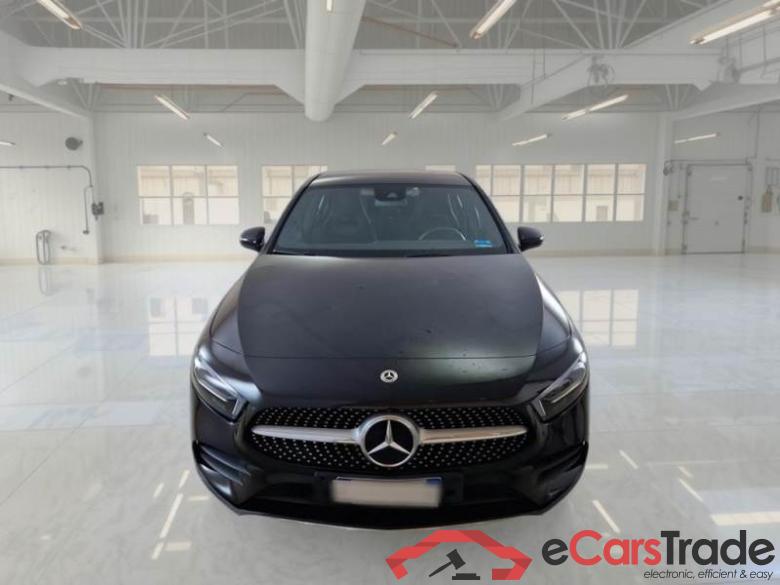 MERCEDES-BENZ CLASSE A / 2018 / 5P / BERLINA A 250 E EQ-POWER AUTOMATIC PREMIUM #6