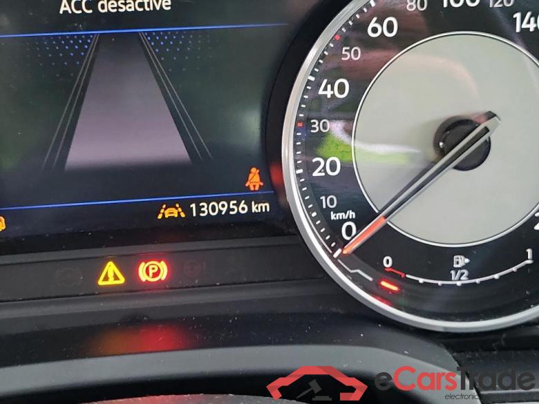 VOLKSWAGEN Touareg / 2018 / 5P / todoterreno Pure 3.0 TDI 170kW (231CV) Tip 4Motion #5