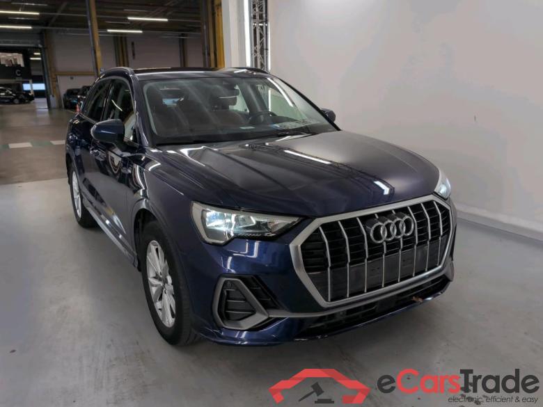 AUDI Q3 1.4 45 TFSI E S TRONIC S LINE #2