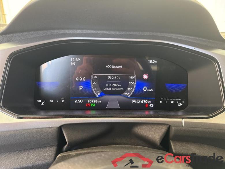 VOLKSWAGEN T-Roc / 2021 / 5P / SUV 2.0 TDI 150 LIFE BUSINESS DSG7 #6