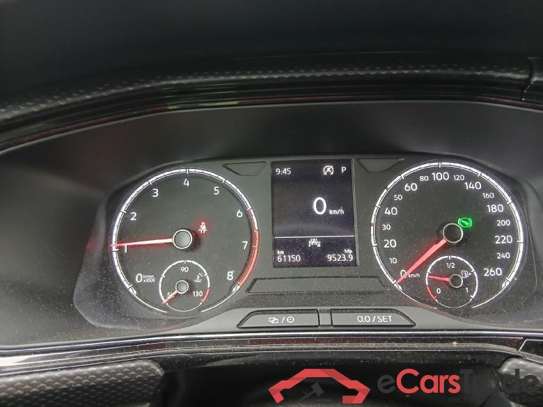 VOLKSWAGEN T-Cross / 2018 / 5P / todoterreno Advance 1.0 TSI 85kW (115CV) DSG (AC) #4