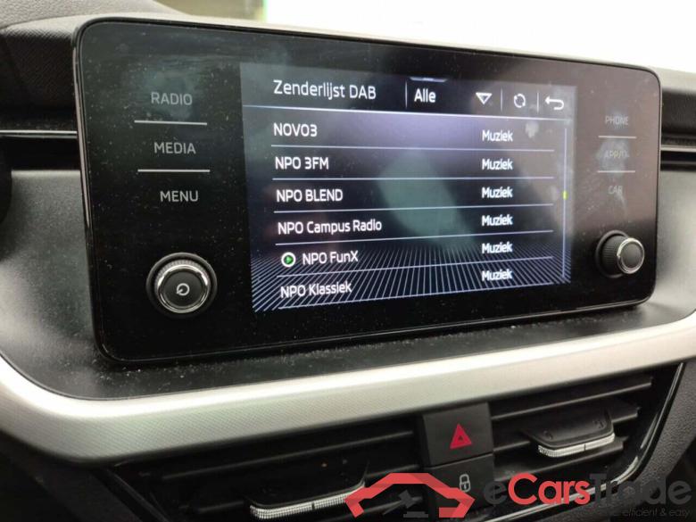 SKODA Kamiq 1.0 TSI Sport Business DSG #6