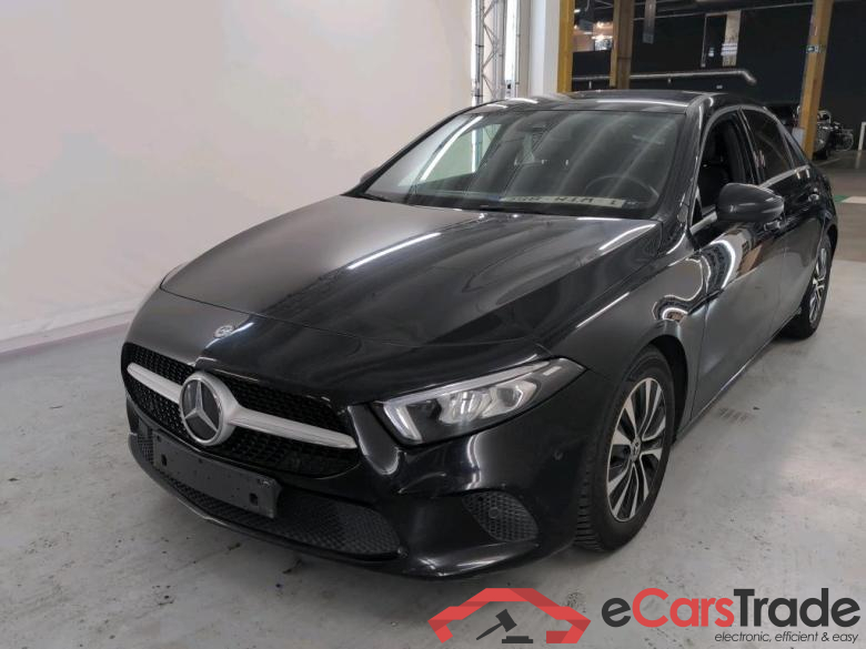 MERCEDES-BENZ CLASSE A SEDAN DIESEL (V177) A 180 d Business Solution