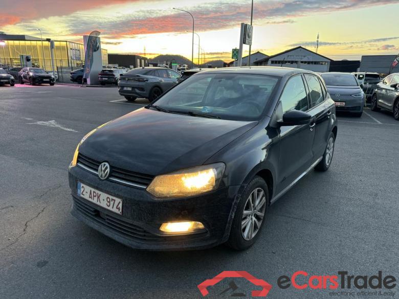 VOLKSWAGEN Polo Polo Trendline 1.0  BlueMotion Technology 55 kW (75 ch) 5 vitesses manuel #1