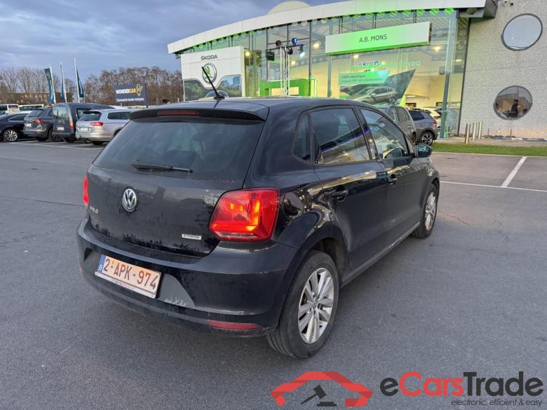 VOLKSWAGEN Polo Polo Trendline 1.0  BlueMotion Technology 55 kW (75 ch) 5 vitesses manuel #4