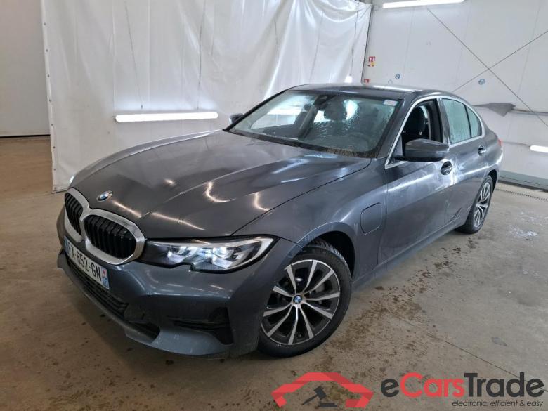 BMW Série 3 Berline / 2018 / 4P / Berline 330e 292ch Business Design BVA8 Hybride #1
