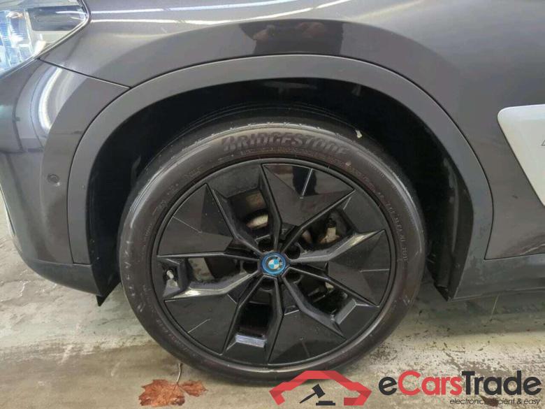 BMW iX3 High Executive #4