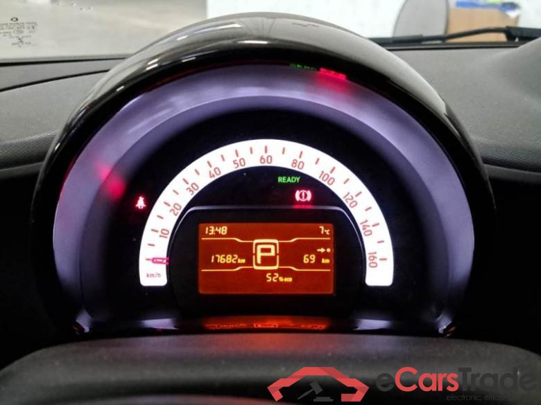 SMART FORTWO COUPÈ / 2019 / 3P / COUPE EQ 60KW PURE #4